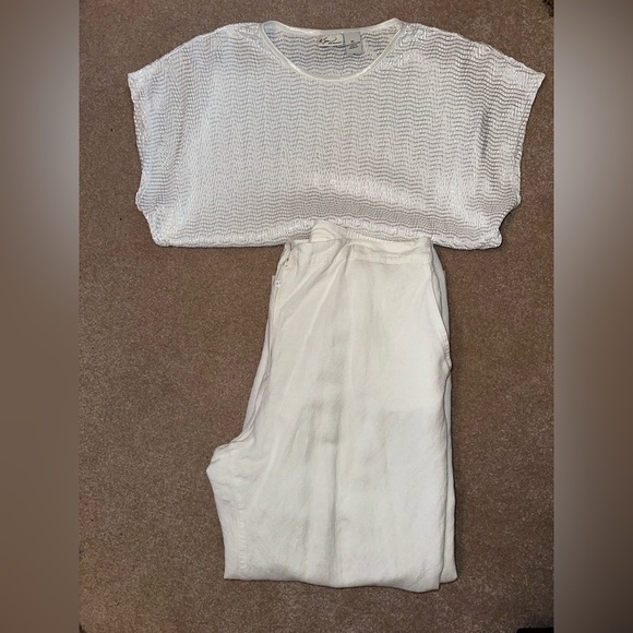 White Ruby Rd. Pants and XL Short Sleeve Blouse - Picture 2 of 3